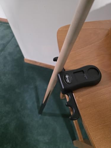Portable Cue Stick Claw Rack Holds 4 Cues - color: Black
