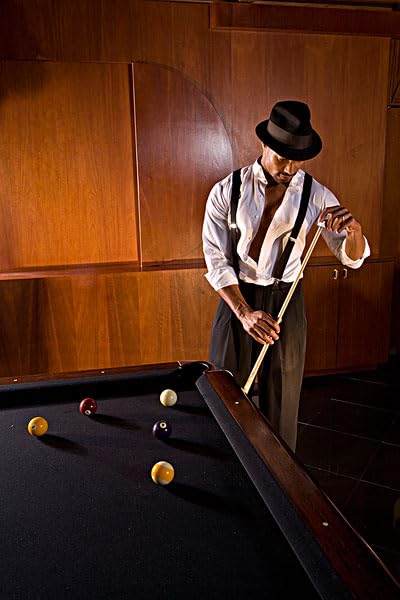 Professional Pool Cue Holder - Tripod Plastic Triangle Rack for Billiard Balls - color: 02