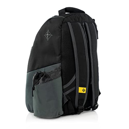 INNOVA Disc Golf 2019 Adventure Pack Backpack Disc Golf Bag - Black