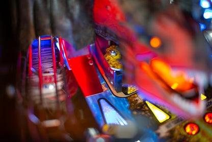 Stern Pinball Dungeons & Dragons with Insider Connected, Premium Edition Arcade Pinball Machine