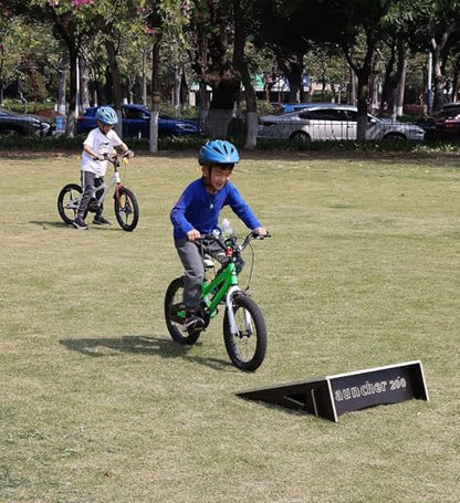 Kids Jumping Ramp for Skateboard, Bike, Scooter, BMX, RC Car and Dirt Bike, 25.2 in, Red - color: Red, size: L200