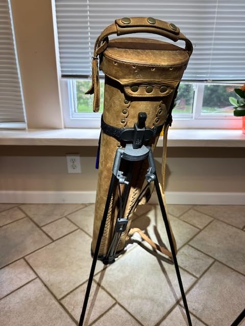 Billiard Cue Case Stand