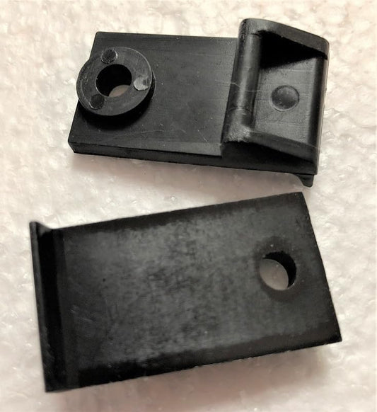 4 Table Rim Clips 1.42'' x .77'' - Helps Attach Rims to Table Legs