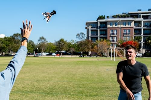 Waboba Slapback Hand Flyer Outdoor Toys for Kids, Outdoor Games for Yard or Beach, Waterproof Bounce Disc for Family Sports and Outdoors Fun